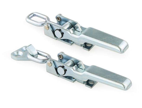 Heavy duty adjustable self-locking buckle