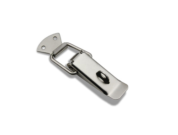 Self locking buckle